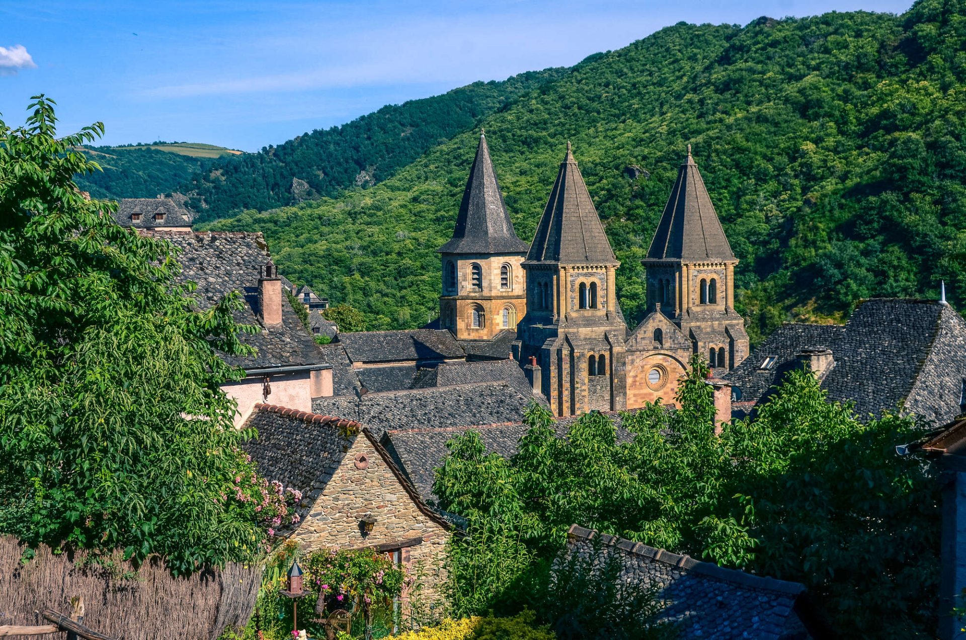 abbatiale-de-conques-a-m.hennessy-tourisme-aveyron